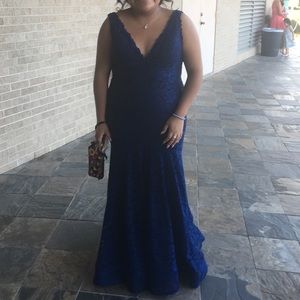 JOVANI Lace Mermaid Gown Prom/formal/wedding